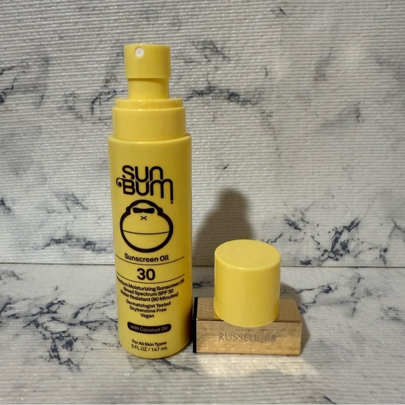 Sun Bum Sunscreen Oil SPF 30 with Coconut Oil Full Size - Picture 3 of 9